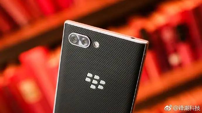 3999元！黑莓发布 BlackBerry KEY2：双摄 全键盘 骁龙660