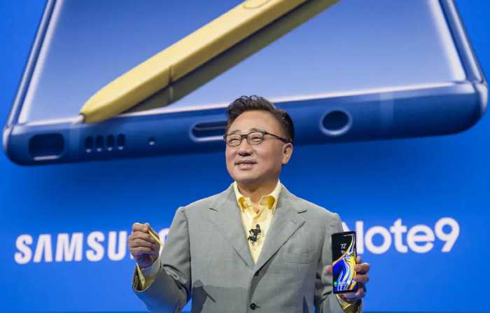 三星旗舰Galaxy Note 9正式发布 仍惊不动iPhone，国内售价7499起