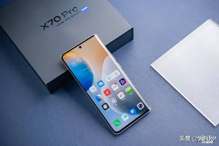 这个时代少见的纯粹：vivo X70 Pro「独白」体验