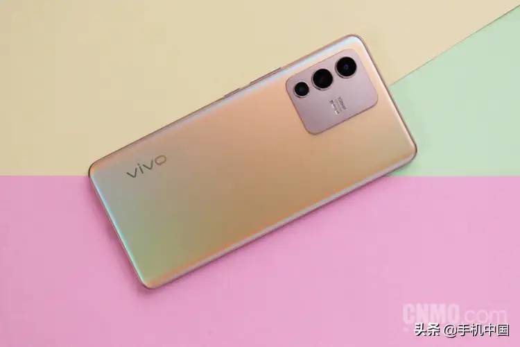 vivo S12 Pro评测：“一年三更”背后是一次全面的提升