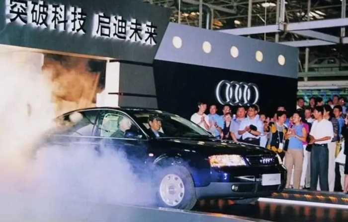 雷军发起“50万内最好看轿车”投票，奥迪A6“意外”拿下第一