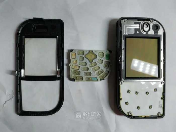 设计感超前，诺基亚十五年前的直板机皇（NOKIA 7610）拆解