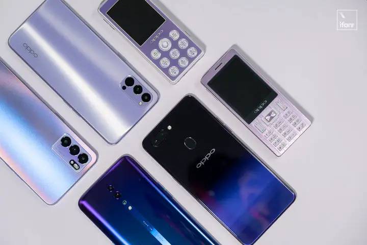 回顾 OPPO 历代机型，OPPO Reno6 星黛紫的诞生成必然？