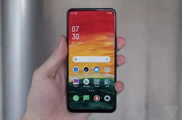 伸缩式前摄搭配 4800 万像素后置，OPPO 正式发布 F11 Pro