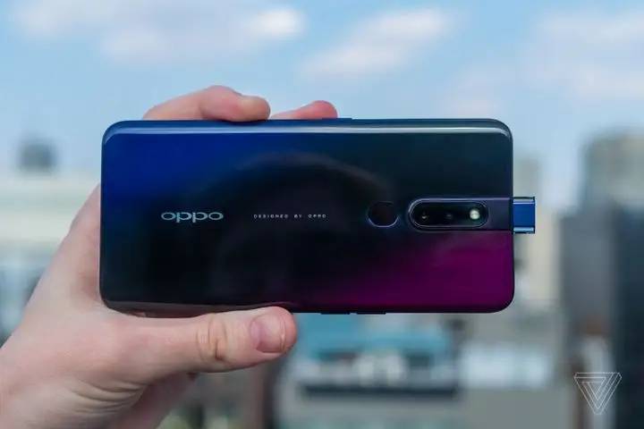 伸缩式前摄搭配 4800 万像素后置，OPPO 正式发布 F11 Pro