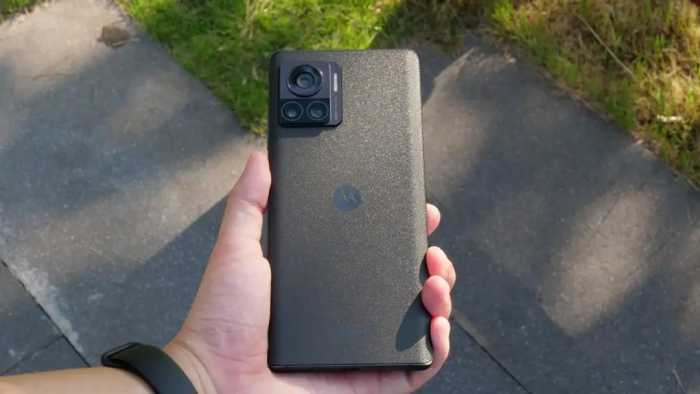 moto X30 Pro体验评测：2亿像素影像与骁龙8 满分性能表现齐飞