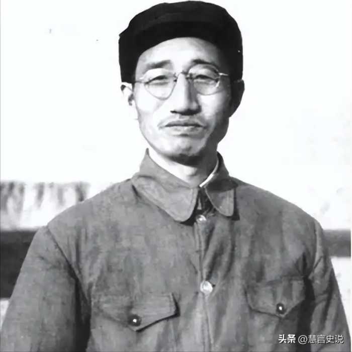 1983年，有人提议给徐向前过82岁大寿，徐痛哭道：7口人只有6个碗