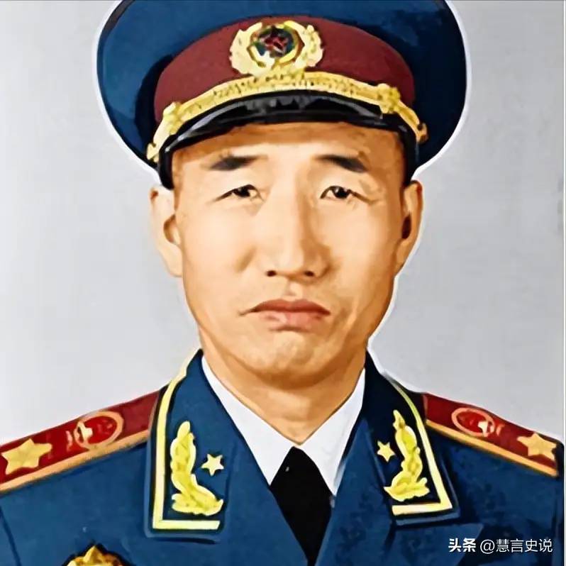 1983年，有人提议给徐向前过82岁大寿，徐痛哭道：7口人只有6个碗