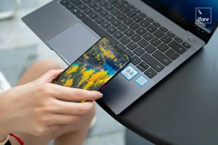 华为 MateBook X Pro 评测：全面屏设计的 PC，足够好用吗？