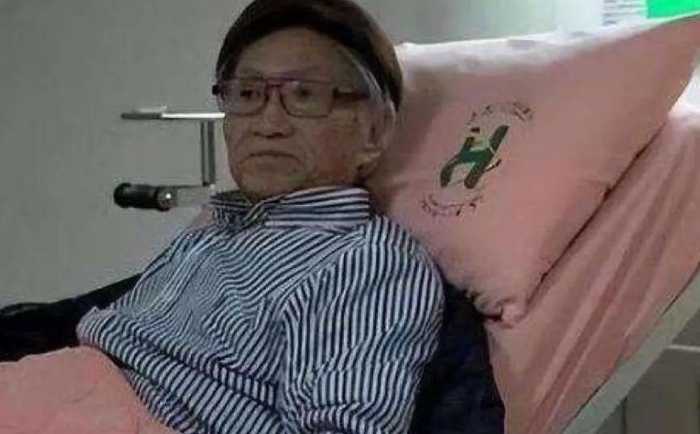 18年傅达仁在家人陪伴下瑞士安乐死，药一饮而尽，在儿子怀中去世