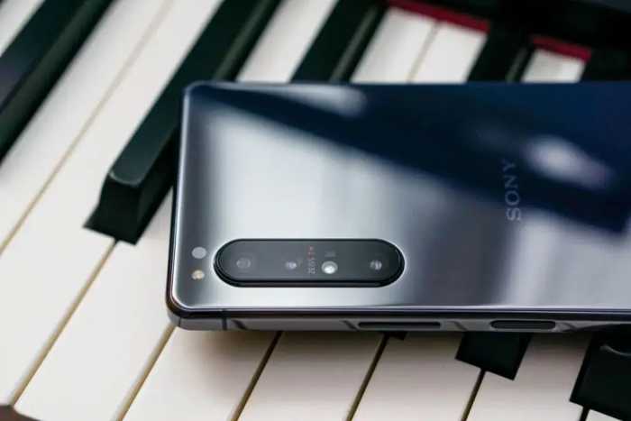 为什么索尼 Xperia 1 II 还是那么我行我素？