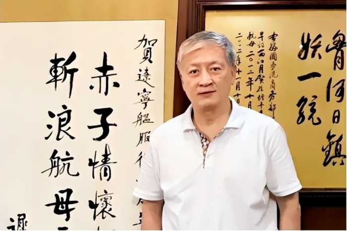 乌克兰真的把航母图纸，藏在了“瓦良格号”里？二十年后真相大白