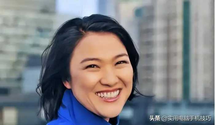 她疫情期间一毛不拔，却捐1亿美元给美国，扬言只帮海外如今怎样