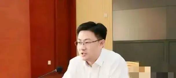 事态升级！李长柳再发文，暗示李佩霞凶多吉少，毛奇背后有人撑腰