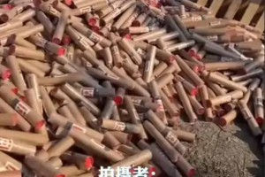 3000箱磁吸春联滞销报废，网友：不接地气的产品是没人买账的！